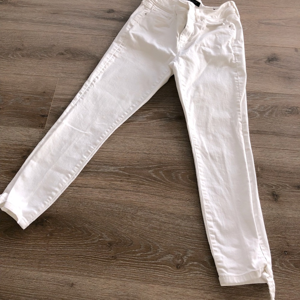 Ann Taylor white crop jeans with ties at ankle